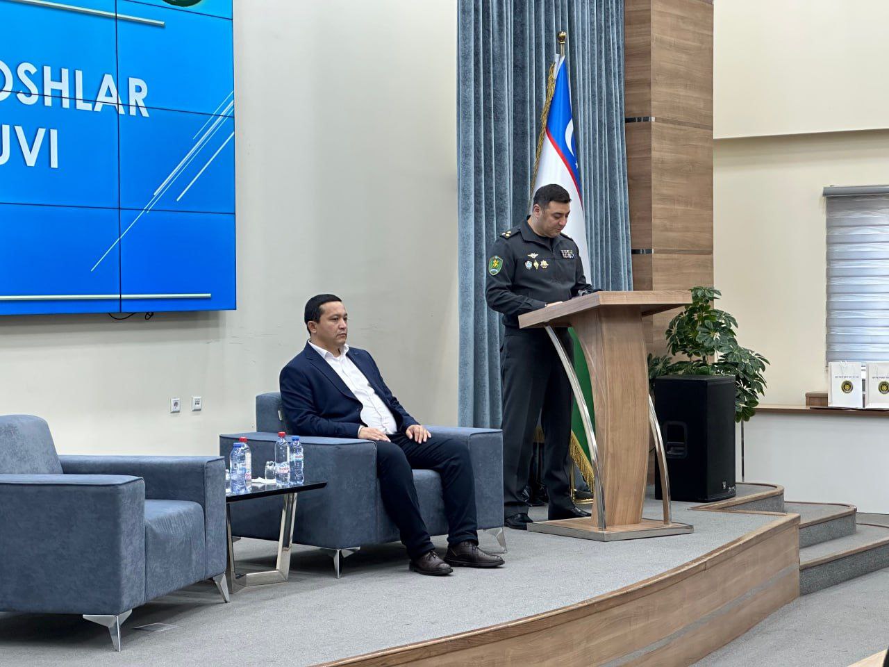 Rahbar va yoshlar uchrashuvi